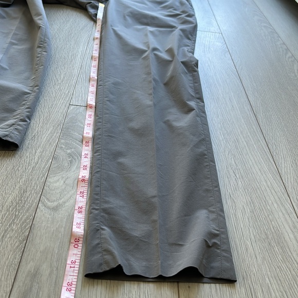 Prada casual light pants in gray - Picture 4 of 10